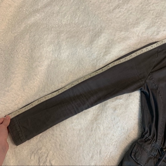 Sky and Sparrow x Tilly’s Grey Adjustable Waist Hooded Zip-Up Jacket Size S - Picture 13 of 14